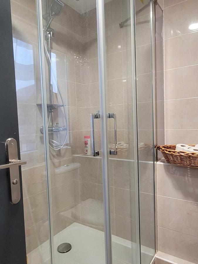 Coquet Appartement A 15Mn De Paris Et 10 Mn De Stade De France, Wifi, Netflix, Groslay Kültér fotó