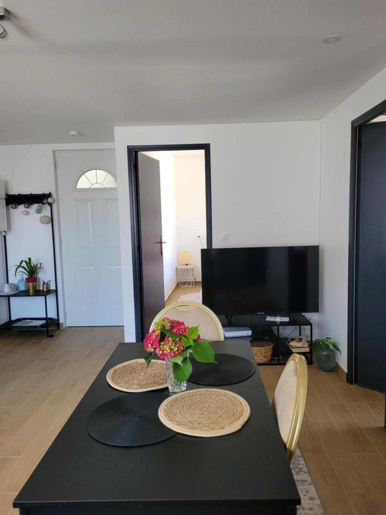 Coquet Appartement A 15Mn De Paris Et 10 Mn De Stade De France, Wifi, Netflix, Groslay Kültér fotó